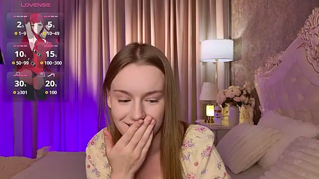 Snapshot of Lucy_Shaw chatting on November 2025 06:46:02 AM Lucy Shaw online show from November 2025 06:46:02 AM