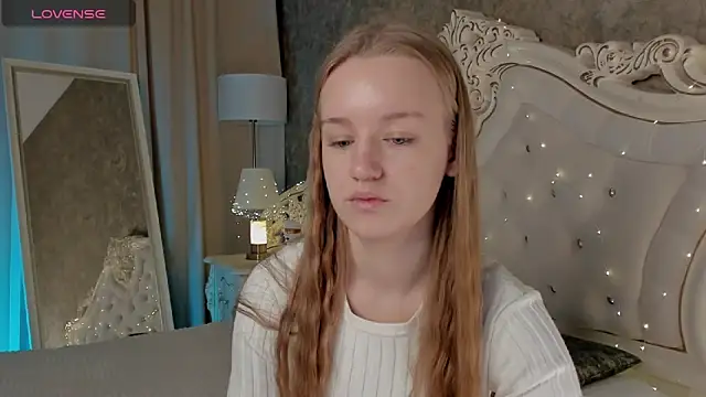 Snapshot of Lucy_Shaw chatting on October 2025 06:26:02 AM Lucy Shaw online show from October 2025 06:26:02 AM
