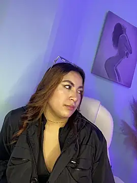 MacarenaRosse online show from November 2025 08:29:01 PM