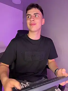 AdrianRinaldi online show from March 2026 08:05:02 PM