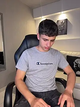 AdrianRinaldi online show from April 2026 08:01:02 PM