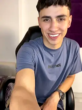 Snapshot of AdrianRinaldi chatting on October 2025 08:26:02 AM AdrianRinaldi online show from October 2025 08:26:02 AM