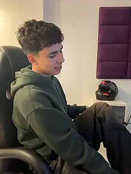 AdrianRinaldi online show from January 2026 08:03:01 PM