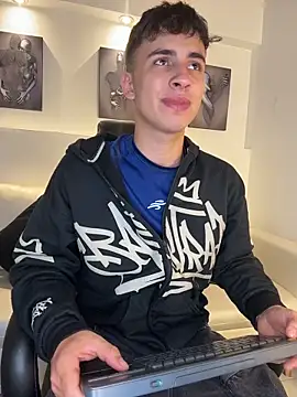 AdrianRinaldi online show from March 2026 08:00:02 PM