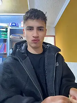 Snapshot of AdrianRinaldi chatting on April 2026 02:01:02 PM AdrianRinaldi online show from April 2026 02:01:02 PM