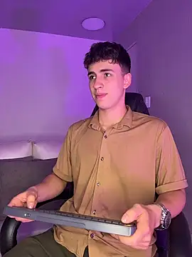 AdrianRinaldi online show from March 2026 08:03:01 PM