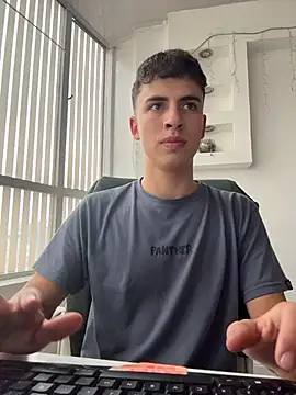 AdrianRinaldi online show from March 2026 07:59:01 PM