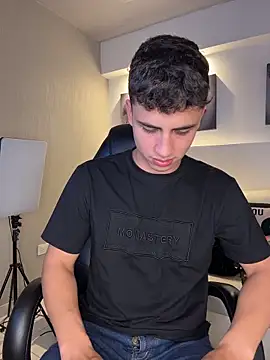 AdrianRinaldi online show from April 2026 08:10:02 PM