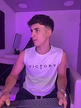 AdrianRinaldi online show from February 2026 08:07:01 PM