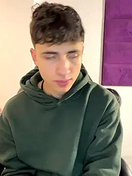 AdrianRinaldi online show from November 2025 08:35:02 PM