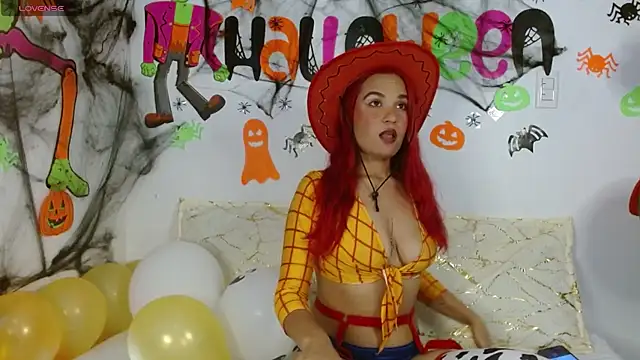 Carolinagarcia12345 online show from November 2025 03:20:01 AM