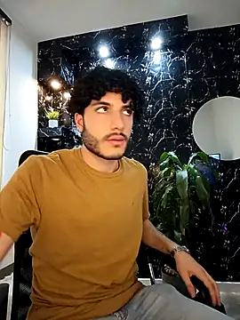 Snapshot of Rafael_Mendezz chatting on December 2025 09:53:02 PM Rafael Mendezz online show from December 2025 09:53:02 PM