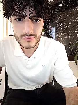 Rafael Mendezz online show from February 2026 08:42:01 PM