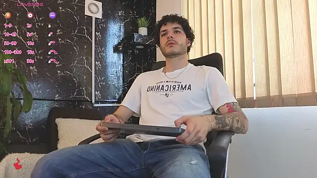 Rafael Mendezz online show from April 2026 08:04:01 PM