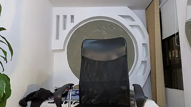 Snapshot of Rafael_Mendezz chatting on November 2025 11:37:01 PM Rafael Mendezz online show from November 2025 11:37:01 PM