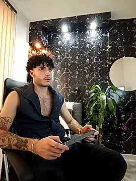 Rafael Mendezz online show from December 2025 08:22:01 PM