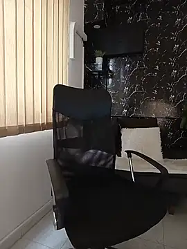 Snapshot of Rafael_Mendezz chatting on June 2026 08:14:01 PM Rafael Mendezz online show from June 2026 08:14:01 PM