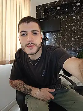 Snapshot of Rafael_Mendezz chatting on July 2026 08:06:02 PM Rafael Mendezz online show from July 2026 08:06:02 PM