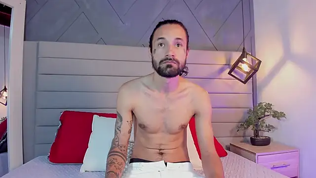 Hisoka 011 online show from November 2025 01:53:01 AM