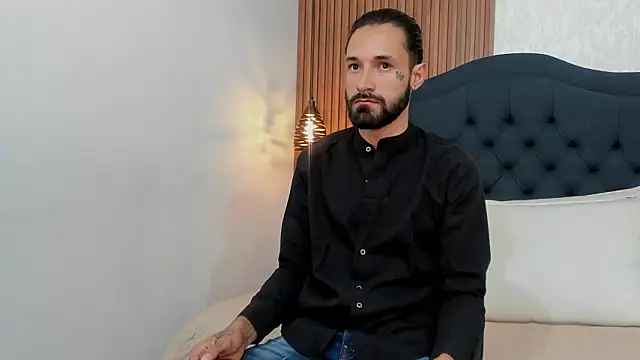 Hisoka 011 online show from February 2026 12:59:01 PM