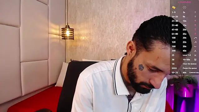 Hisoka 011 online show from February 2026 07:44:02 PM