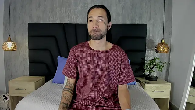 Hisoka 011 online show from October 2025 07:37:01 PM