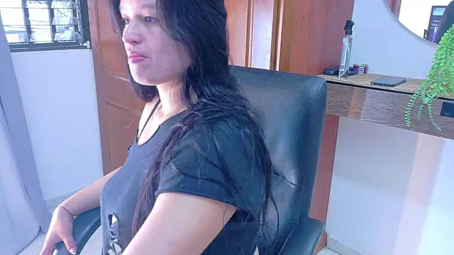 Jennifer Vega1 online show from April 2026 08:59:01 PM