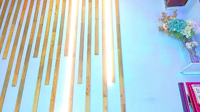 Jennifer Vega1 online show from October 2025 07:04:01 PM