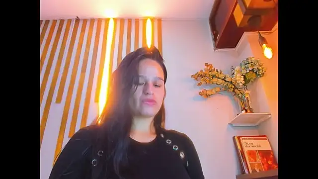 Jennifer Vega1 online show from November 2025 08:24:02 PM