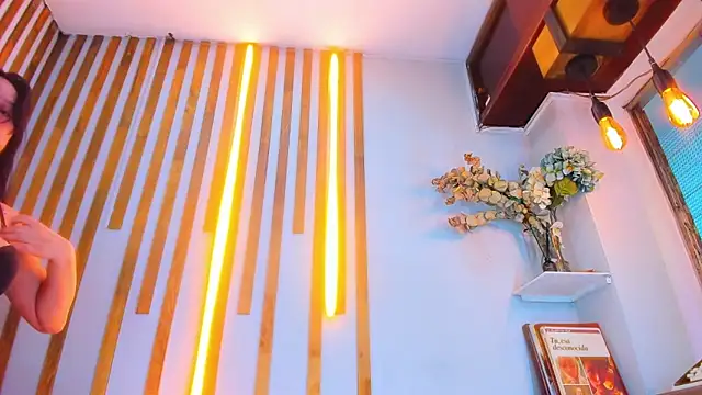 Jennifer Vega1 online show from November 2025 09:30:01 PM