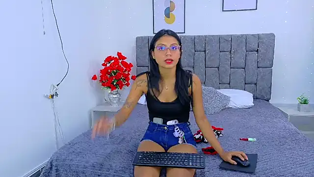 Soffia Konig  online show from January 2026 07:21:01 PM