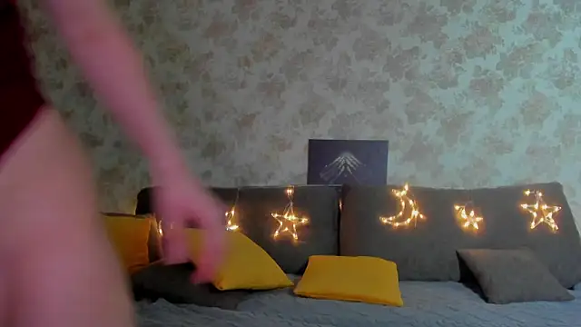 Julia Giulia online show from January 2026 12:32:01 PM