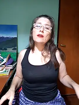 Merida2276 online show from October 2025 11:58:01 PM