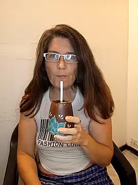 Merida2276 online show from December 2025 01:32:02 AM