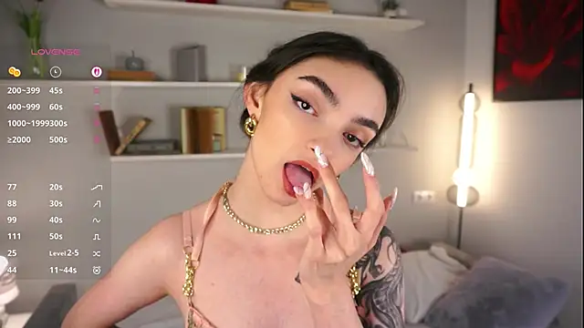 Snapshot of Morena_Dolce chatting on September 2025 03:57:01 AM Morena Dolce online show from September 2025 03:57:01 AM