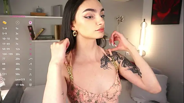 Snapshot of Morena_Dolce chatting on September 2025 04:35:02 AM Morena Dolce online show from September 2025 04:35:02 AM