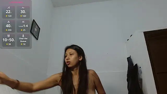 Snapshot of CanelaDeluxe chatting on November 2025 06:11:01 PM CanelaDeluxe online show from November 2025 06:11:01 PM