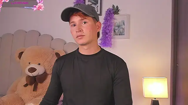 Eragonbooy online show from March 2026 09:35:02 PM