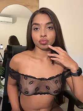 Snapshot of AnnyVega_ chatting on October 2025 07:47:02 PM AnnyVega online show from October 2025 07:47:02 PM