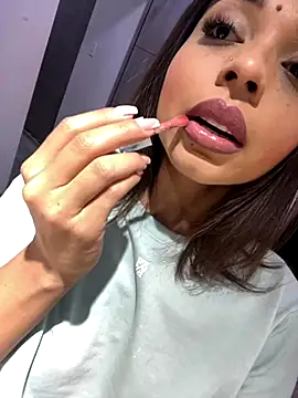 Snapshot of AnnyVega_ chatting on November 2025 07:29:01 PM AnnyVega online show from November 2025 07:29:01 PM