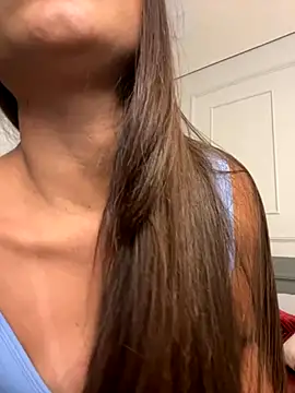 Snapshot of AnnyVega_ chatting on November 2025 09:04:01 PM AnnyVega online show from November 2025 09:04:01 PM