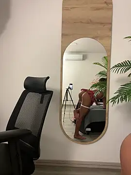 Snapshot of AnnyVega_ chatting on November 2025 10:15:02 PM AnnyVega online show from November 2025 10:15:02 PM