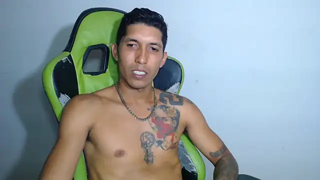 sensualduo online show from October 2025 12:01:01 AM