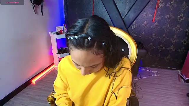 Sweettpleasure online show from March 2026 02:11:03 PM