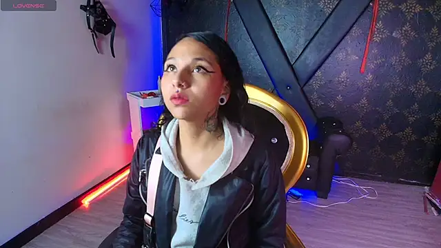 Sweettpleasure online show from March 2026 02:28:01 PM