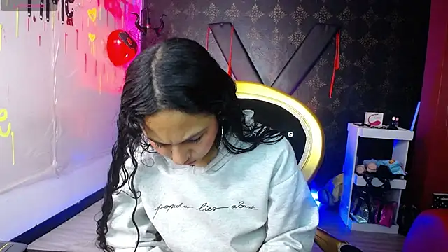 Sweettpleasure online show from September 2025 12:33:01 PM