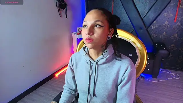 Sweettpleasure online show from March 2026 02:29:02 PM