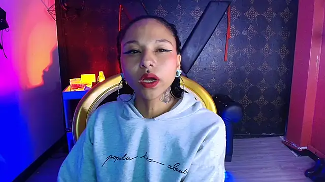 Sweettpleasure online show from January 2026 01:18:02 PM