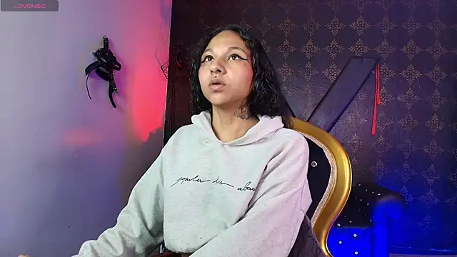 Sweettpleasure online show from December 2025 01:39:01 PM