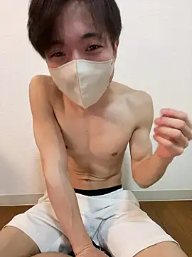 Snapshot of Yuma0718 chatting on January 2026 09:24:02 AM Yuma0718 online show from January 2026 09:24:02 AM